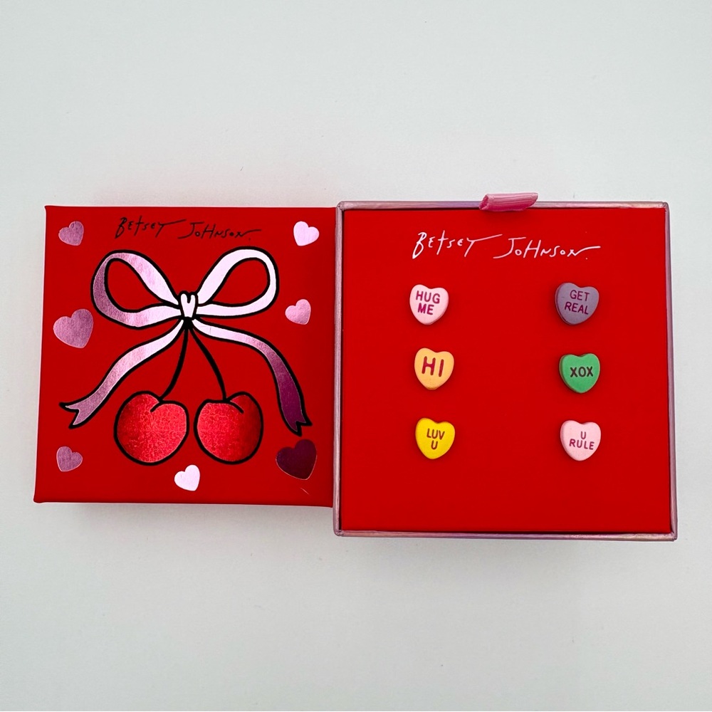💘 Betsey Johnson Candy Heart Stud Earring Set (6 Pairs) | NWT - Picture 3 of 8